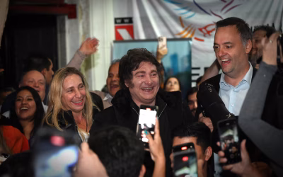 Javier Milei impulsó la campaña porteña: “Si quieren ver una Argentina grande, voten a Manuel Adorni”