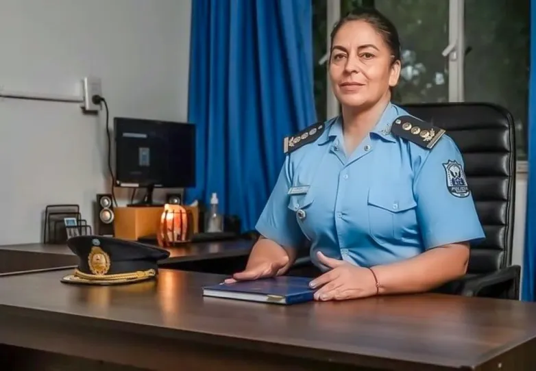 Histórico nombramiento en la Policía de San Juan: Cintia Álamo es la primera mujer en asumir como subjefa