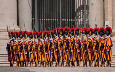 Cómo es el ritual que se sigue una vez que se elige al papa