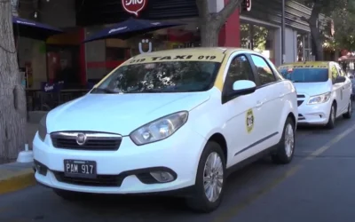 El paro de colectivos no benefició a los remiseros: tuvieron menos clientes y lo adjudican a Uber y Didi