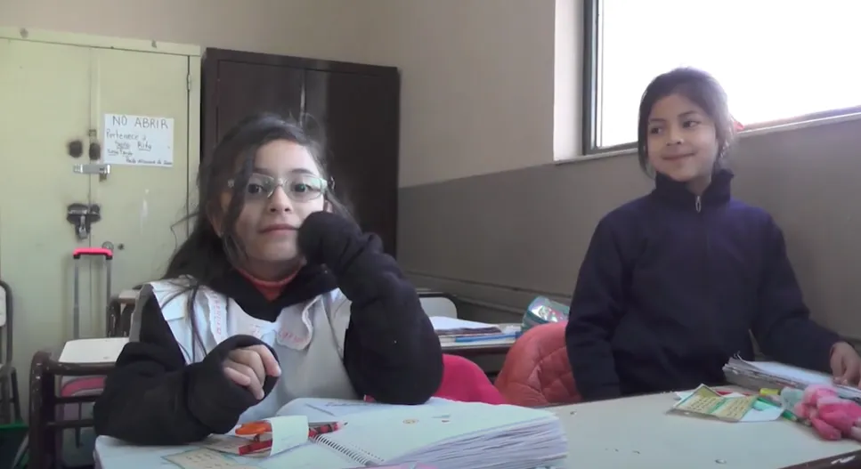 Analizan un proyecto que busca concientizar sobre las consecuencias del uso de pantalla en niños