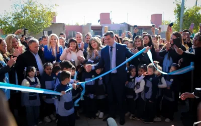 Orrego inauguró una escuela de Nivel Inicial en Chimbas