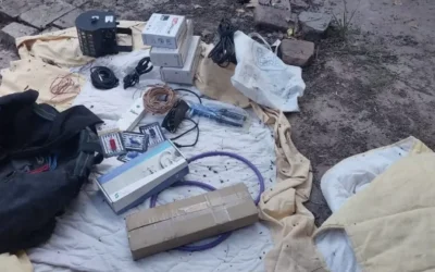 Intentó robar en dos casas, escapó por los techos y fue detenido tras una persecución en Albardón