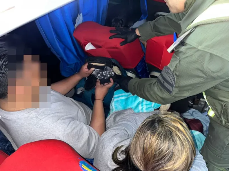 Detuvieron a un hombre en Caucete con más de un kilo de cocaína en una riñonera