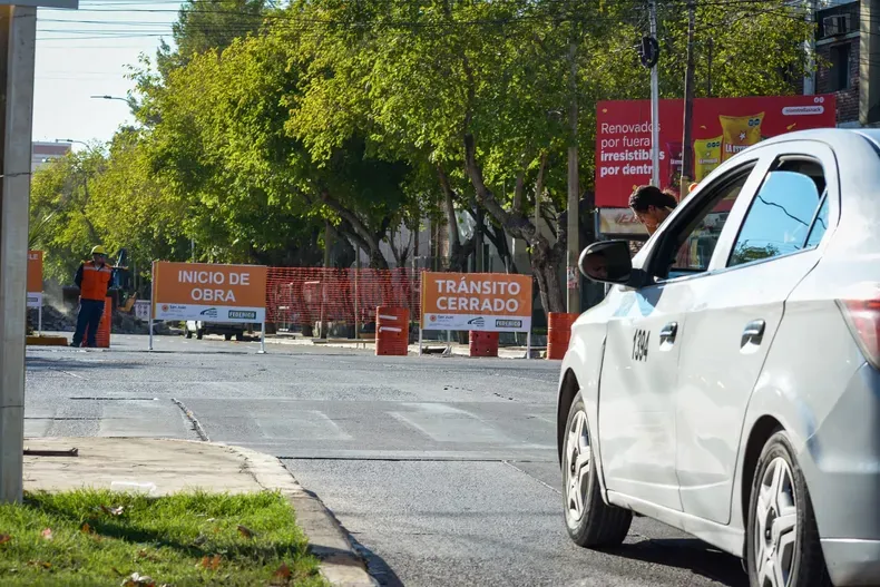 Habilitan provisoriamente un nuevo tramo de la Avenida Libertador tras avances en la pavimentación