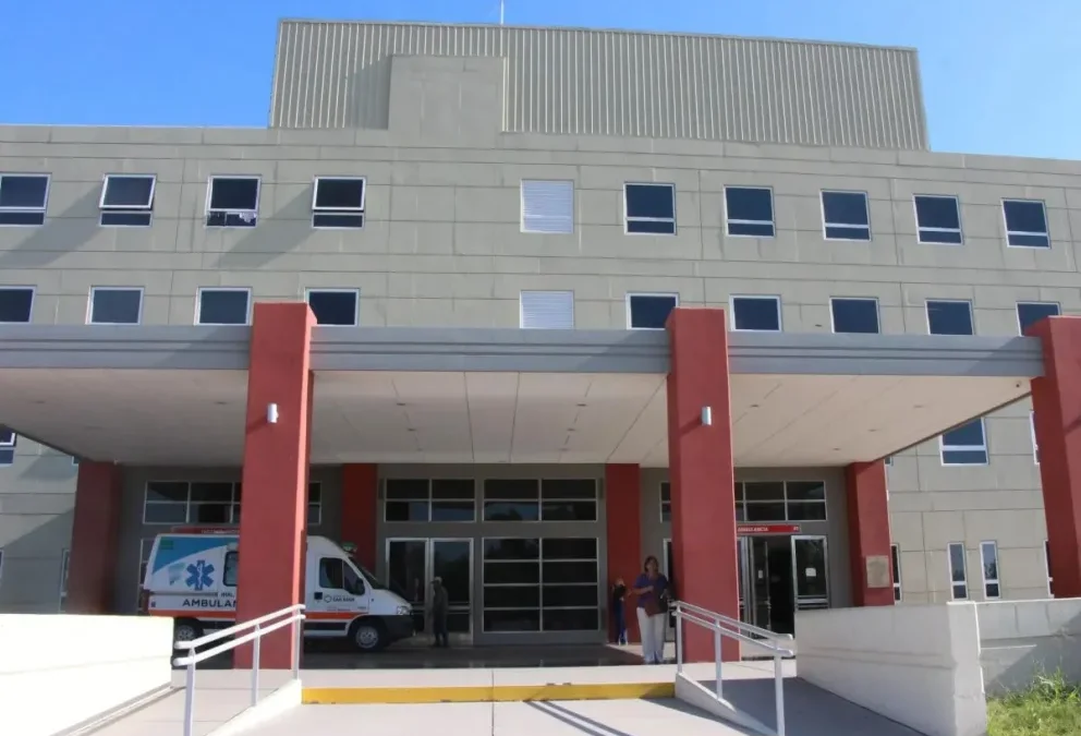 Investigan el fallecimiento de una joven embarazada que fue despachada 4 veces del hospital