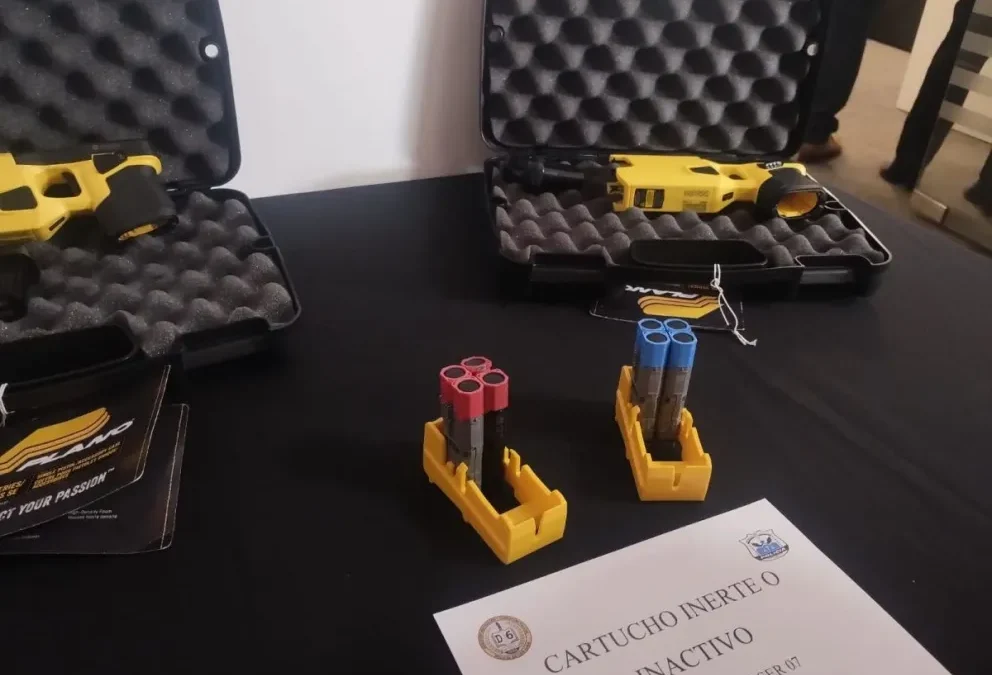San Juan incorporó dispositivos Taser para el uso policial con protocolos estrictos