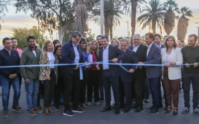 El Gobierno inauguró en Rawson la primera obra del Programa de Pavimentación Urbana
