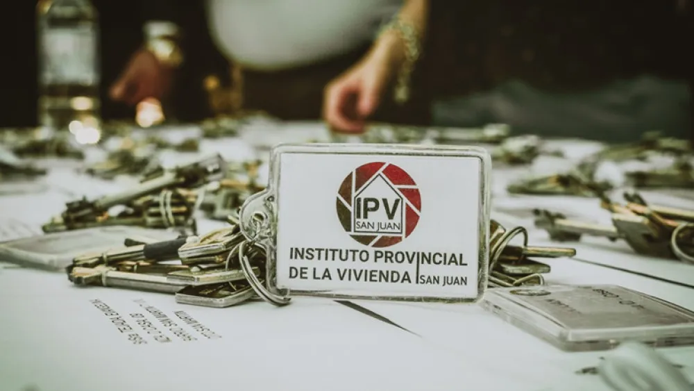 R (1) El lunes comienza la inscripción para el Sorteo Provincial de Viviendas 2025 del IPV: cómo participar