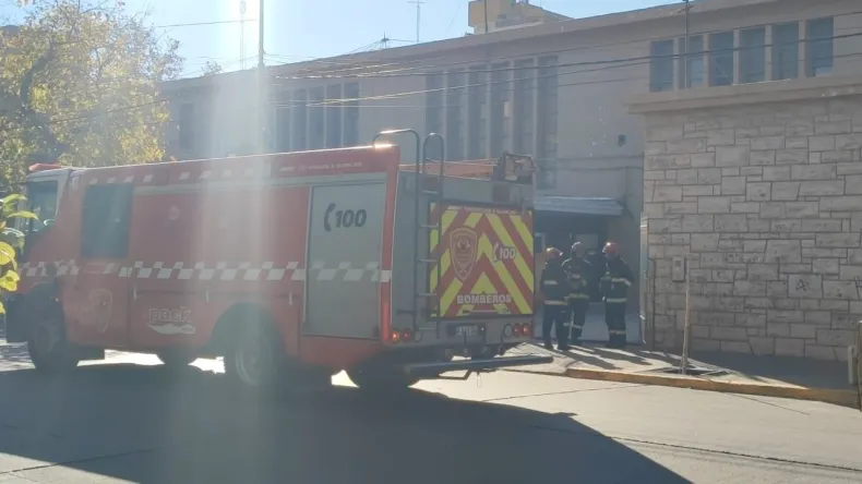 Otra amenaza de bomba en San Juan: ahora evacuaron tres escuelas en Capital y Rawson