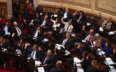 Vuelven a aumentar los sueldos de los senadores: cobrarán más de $9,5 millones el mes próximo