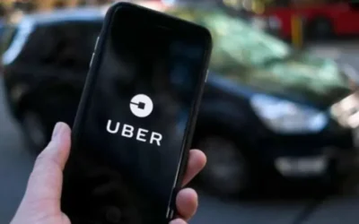 Investigan a un chofer de aplicación por un viaje irregular con dos menores