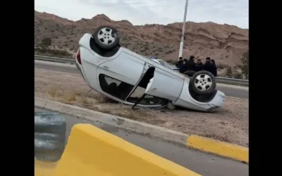 Sorpresivo vuelco en la Ruta del Sol se vuelve viral: “Salió a dar una vuelta y dio tres”