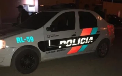 Una niña se ahogó con una traba para el pelo y fue salvada por la Policía
