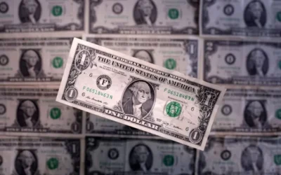 El dólar cerró la semana a $1.260 y acumuló una suba del 4,6%