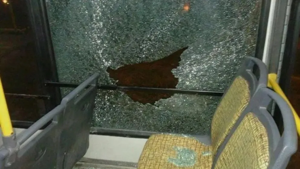 Una niña recibió atención médica tras un incidente en un colectivo en Chimbas