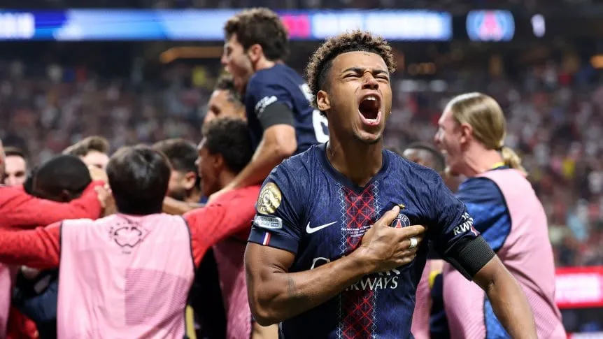 R (1) PSG terminó con 9 pero venció al Bayern Múnich y clasificó a las semifinales