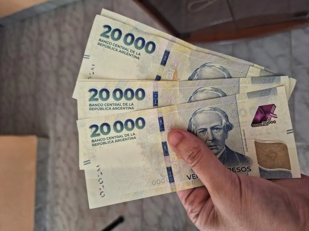 R (1) Las tasas de los plazos fijos siguen subiendo y en algunos bancos ya superaron el 55%