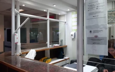 Una mujer fue detenida tras ocasionar daños en el Hospital Rawson y en la vía pública