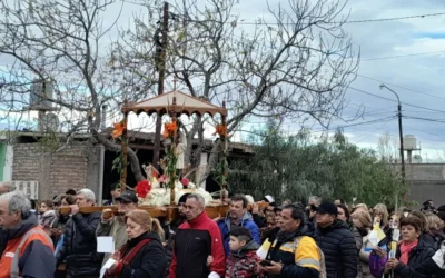 Cientos de fieles participaron de la peregrinación en honor a San Cayetano