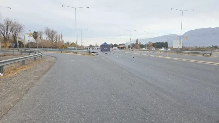 R (1) Choque trágico en la Ruta 40: un motociclista murió tras ser embestido por un camión