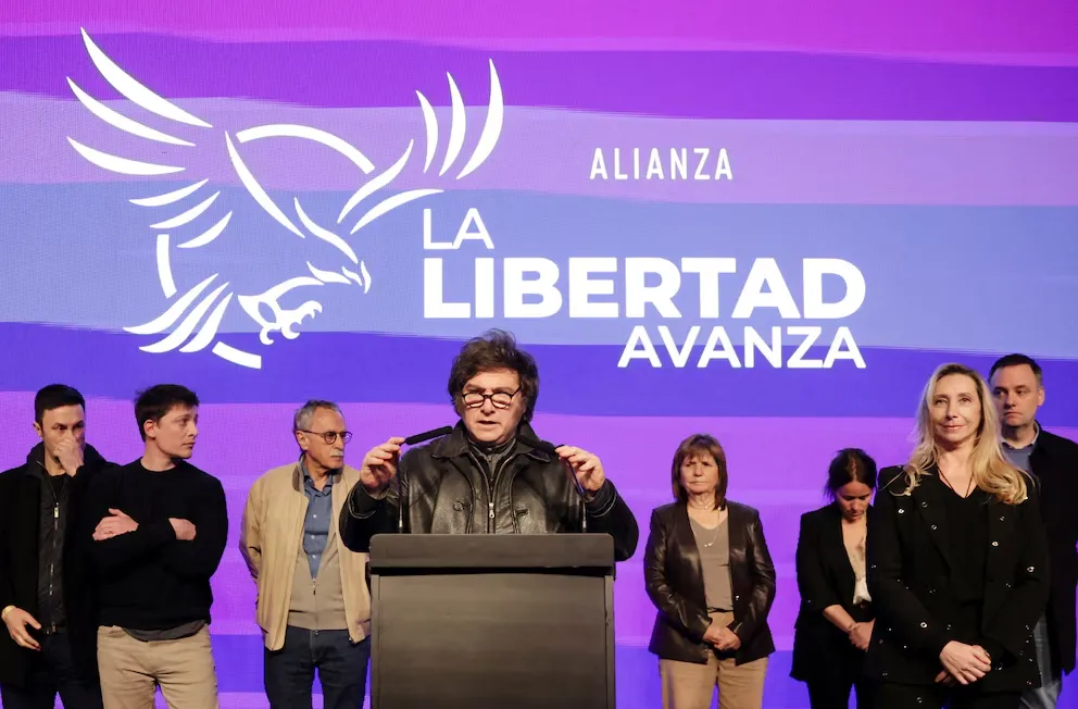 Tras la derrota electoral en Buenos Aires, Milei conforma una mesa política nacional