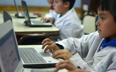 Anunciaron cuándo iniciará la entrega de notebooks a alumnos de San Juan