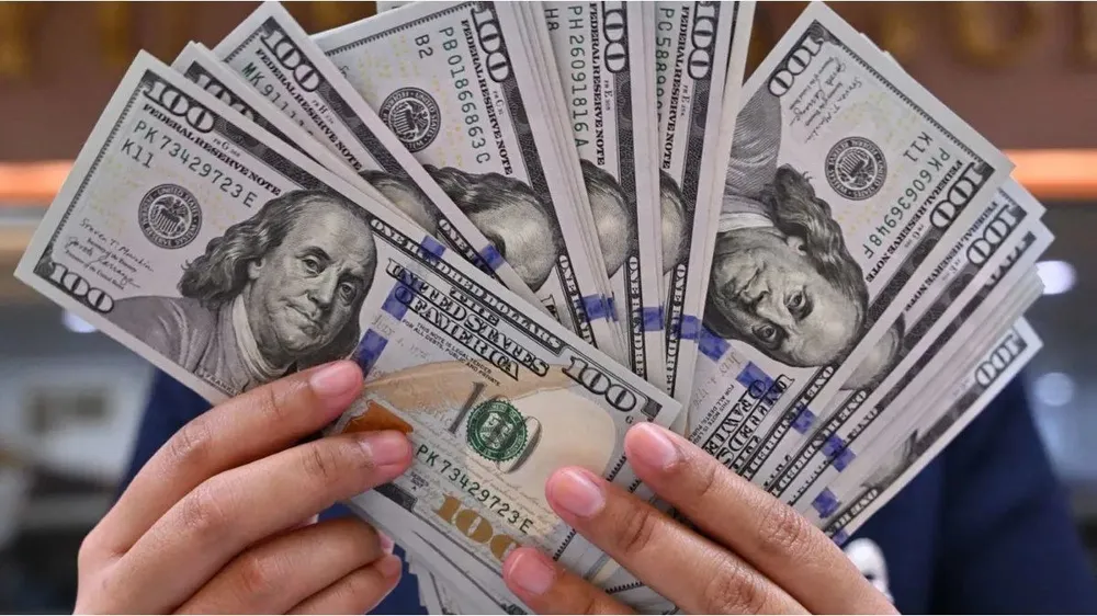 Para mantener el valor del dólar en la previa electoral, el Gobierno vendió unos u$s500 millones en 4 días