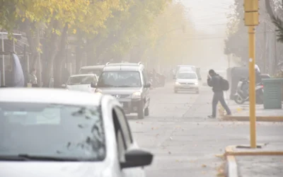 Otra vez alerta por viento fuerte: desde qué hora llegarán las ráfagas