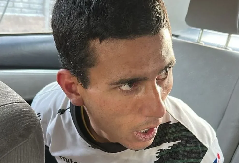 Robo en Rawson: una mujer sorprendió a un ladrón en su cochera y la Policía lo detuvo