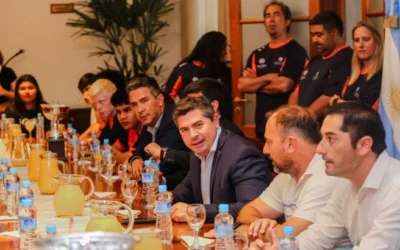 El gobernador Orrego recibió a los atletas sanjuaninos que brillaron en los Juegos Evita 2025