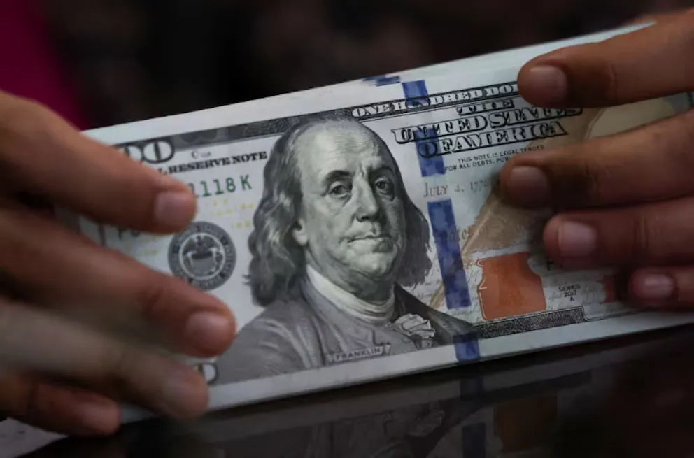 A pesar de la intervención del Tesoro de EEUU, el dólar subió otra vez y cerró a $1425