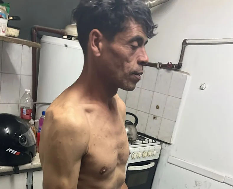 Detuvieron a un hombre acusado de abusar sexualmente de dos mujeres en un colectivo de la línea 407