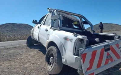 Un trabajador de Vialidad Provincial volcó con su camioneta en El Colorado y fue hospitalizado