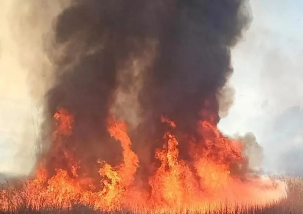R (1) La explosión de un transformador provocó un incendio y dejó sin luz al Médano de Oro
