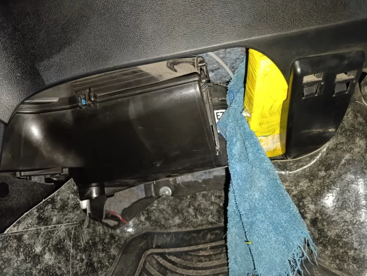 Control de San Carlos: Gendarmería incautó más de un kilo de cocaína oculto en un vehículo
