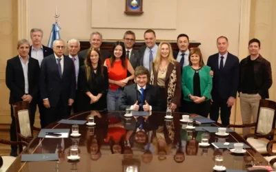 Javier Milei encabezó una reunión con el renovado Gabinete