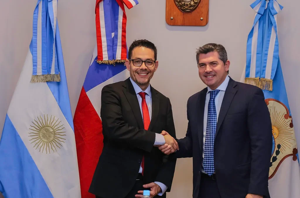 Cristóbal Juliá, gobernador de Coquimbo, tras presenciar el show central de la FNS: «Tenemos muchas similitudes en lo cultural»