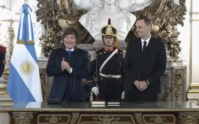 Javier Milei tomó el juramento de Manuel Adorni como nuevo jefe de Gabinete