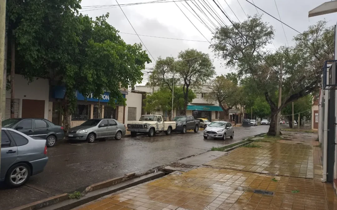 Extendieron el alerta amarilla por tormentas a este viernes en San Juan