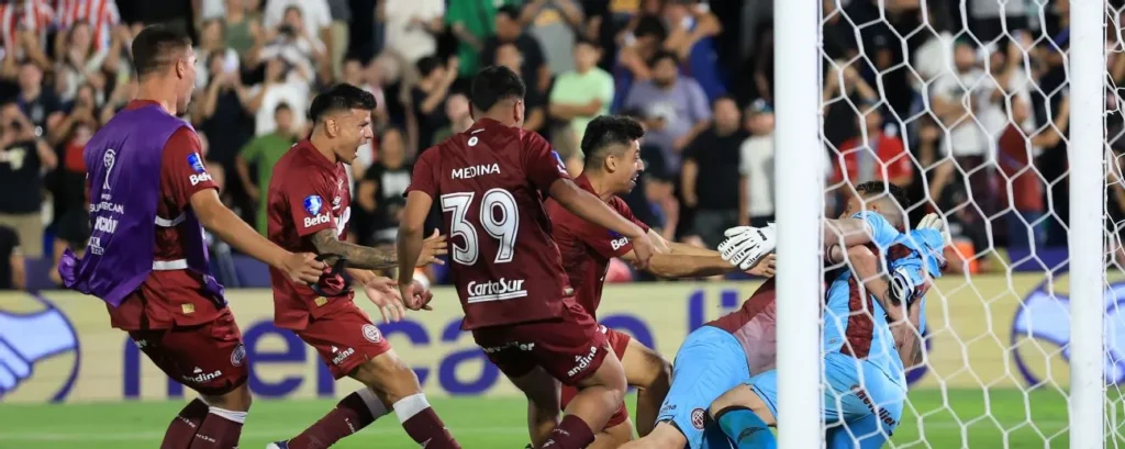 Lanús venció por penales al duro Mineiro y se consagró campeón de la Copa Sudamericana