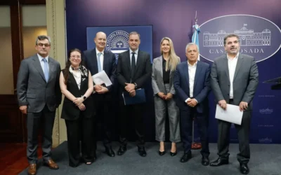 El Consejo de Mayo presentó el informe final y anticipó proyectos de ley que enviará al Congreso