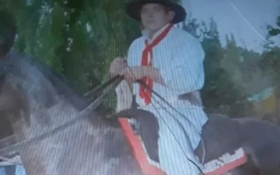 Hallaron a un hombre muerto en una acequia y la autopsia confirmó que fue asesinado