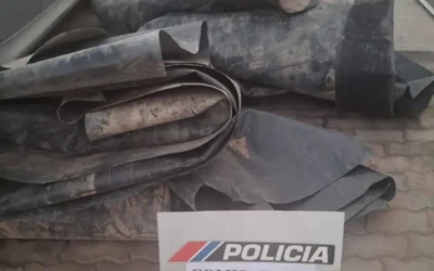 Caucete: robaron membrana en una finca y la desecharon en techos de otras casas