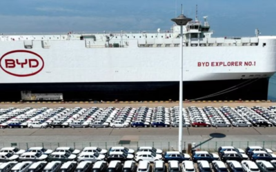 Histórico: un barco chino llegó a Argentina y descargó cerca de 5800 autos híbridos y eléctricos