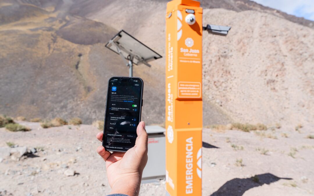 El Paso de Agua Negra suma cuatro tótems de emergencia para mejorar la seguridad y la conectividad