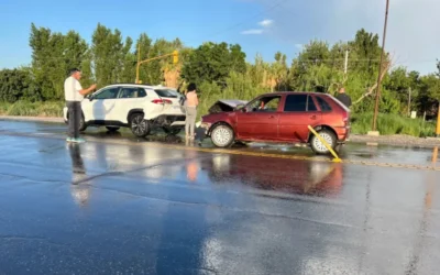 Duro choque en la Ruta 40: graves daños materiales pero sin heridos