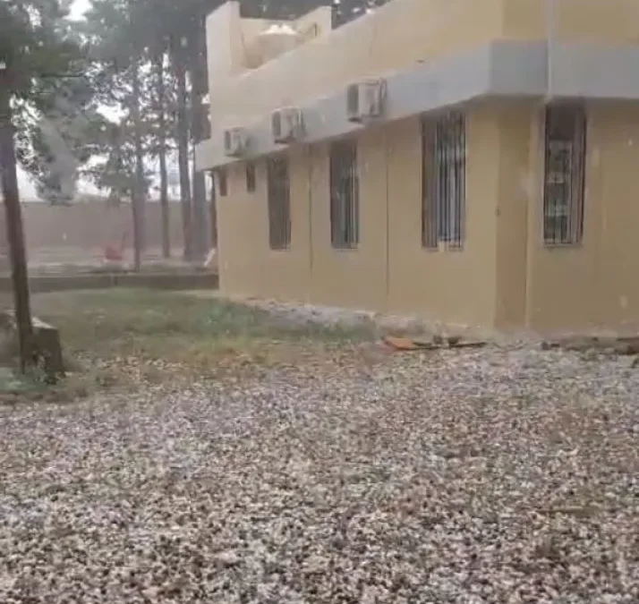 Tormentas en el Gran San Juan: lluvias intensas, calles anegadas y granizo en Iglesia