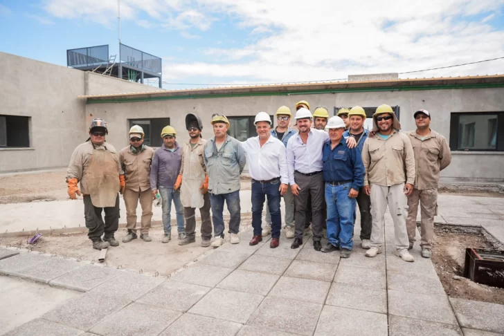 Orrego recorrió la obra del Centro Integrador Comunitario que se construye en La Bebida: los avances