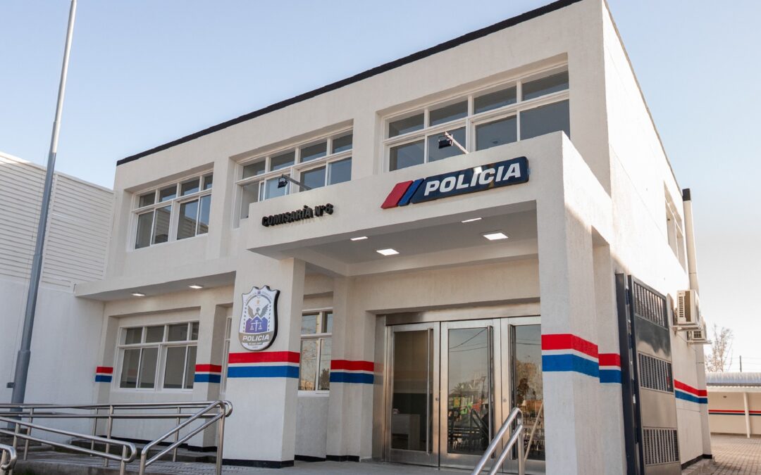 Un hombre que vivía con su madre falleció en su domicilio en Sarmiento y la Justicia investiga el caso